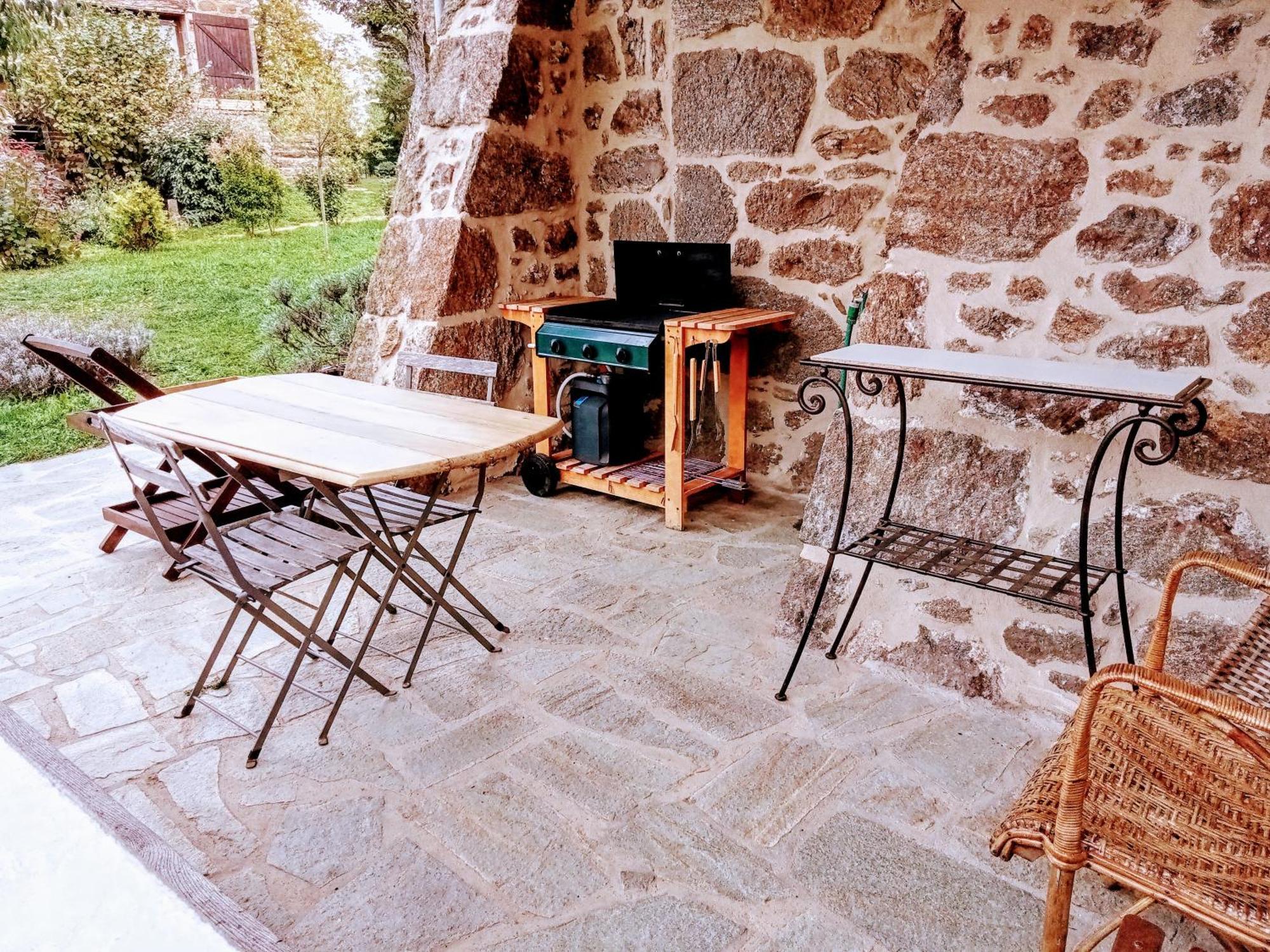 La Voute De Pierre, Gite Independant Saint-Cyr  Extérieur photo