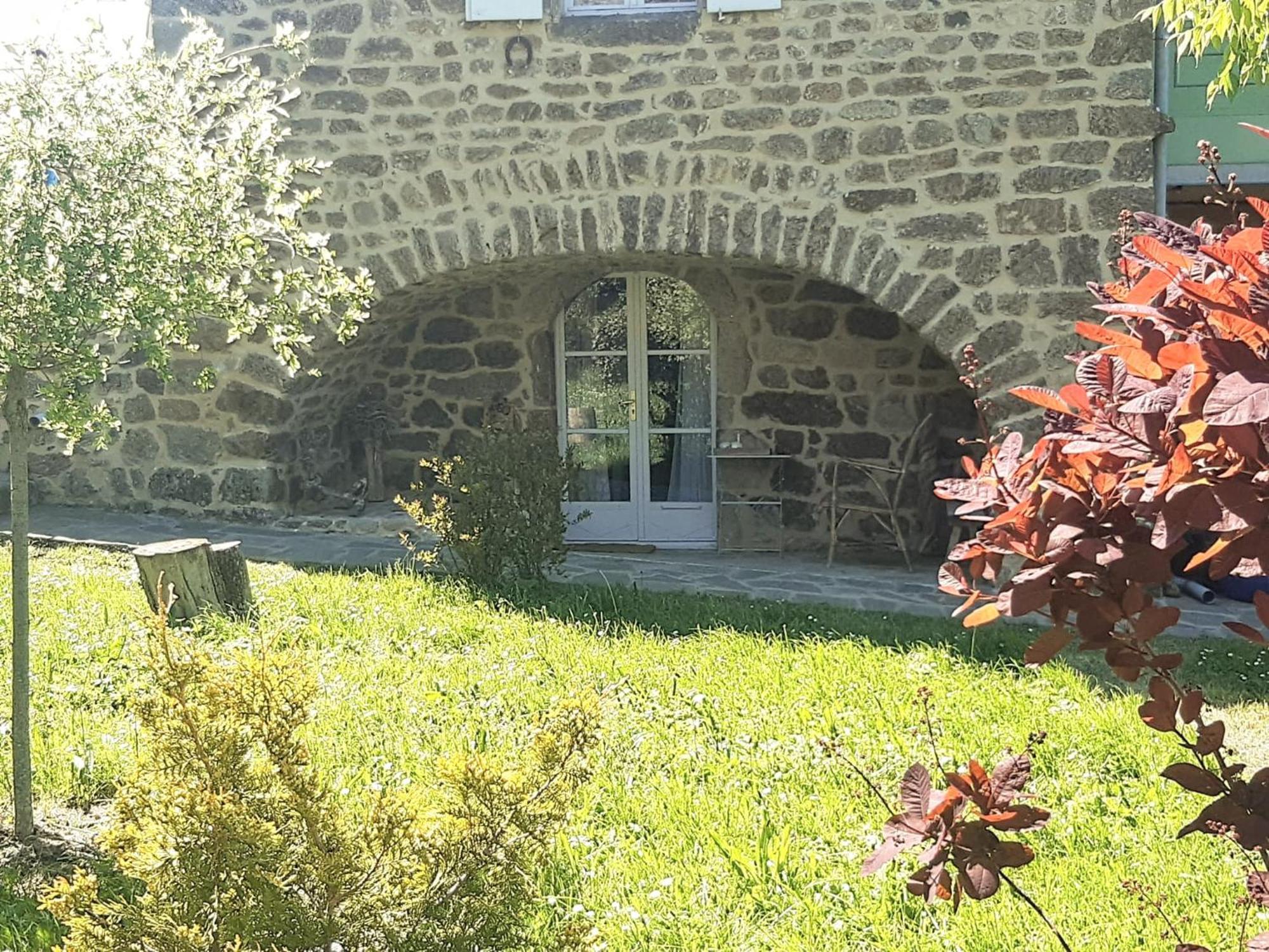 La Voute De Pierre, Gite Independant Saint-Cyr  Extérieur photo